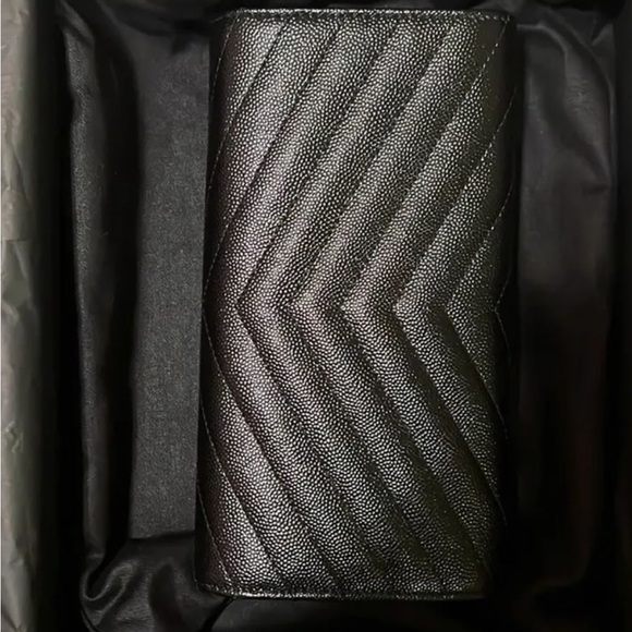 BRAND NEW YSL SAINT LAURENT Long Flap Wallet In Grain Embossed Leather MSRP $930 - Picture 6 of 13